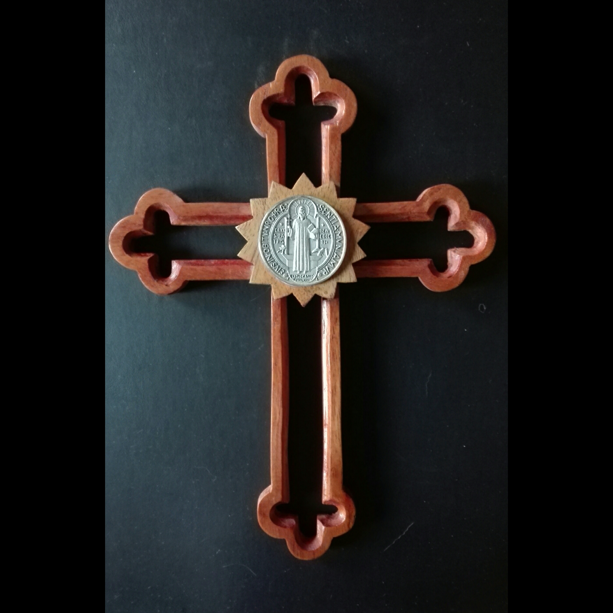 Composición de obras murales - Cruz